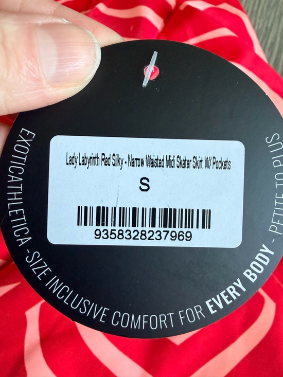 Exotica Lady Labyrinth Red Silky Narrow Waisted Midi Skater Skirt with Pockets - Picture 3 of 5